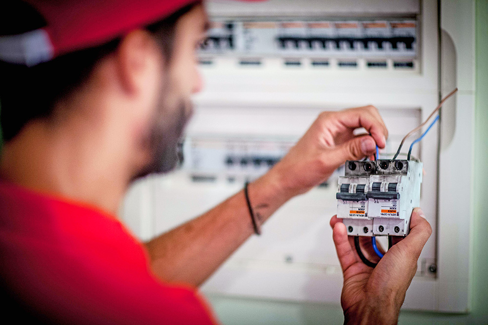 ¿Por qué se sobrecalientan los tableros eléctricos?