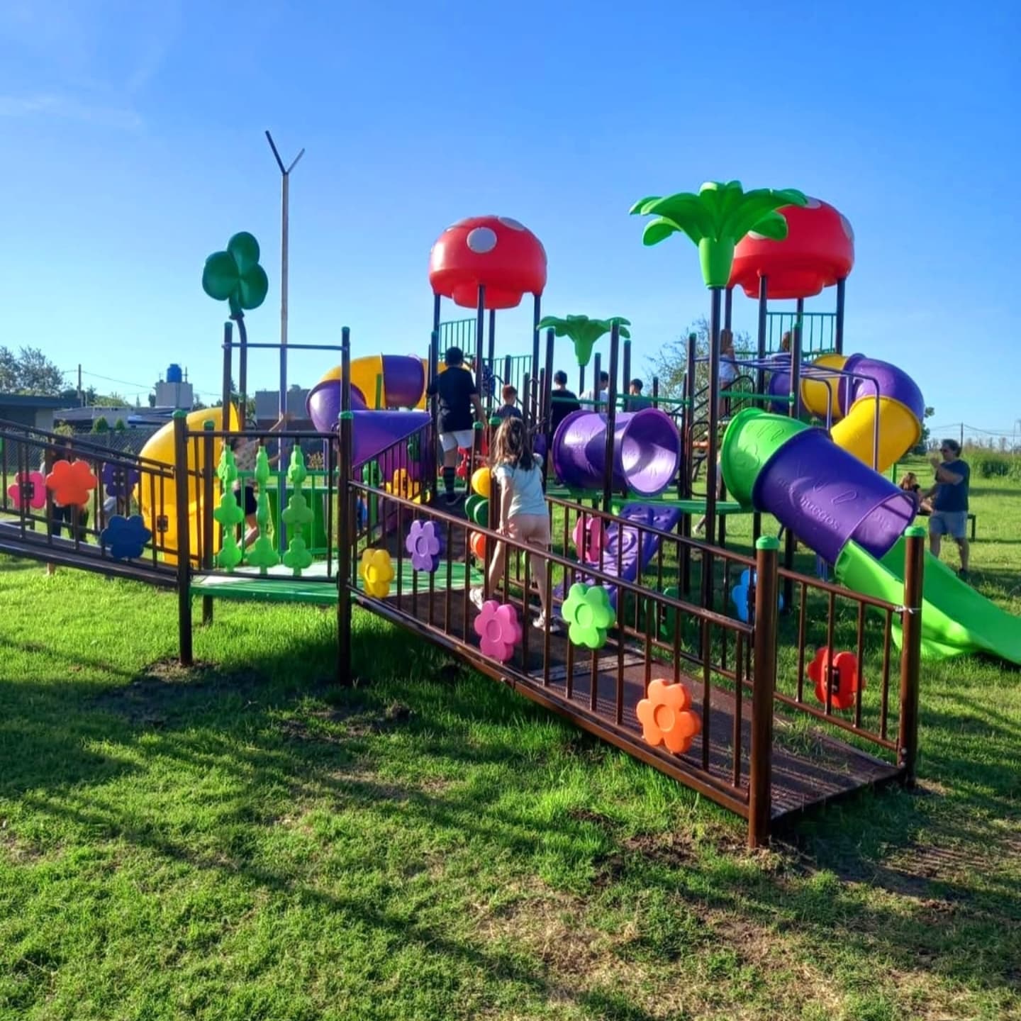 Fabricación de juegos infantiles: Green Juegos transforma plazas y parques