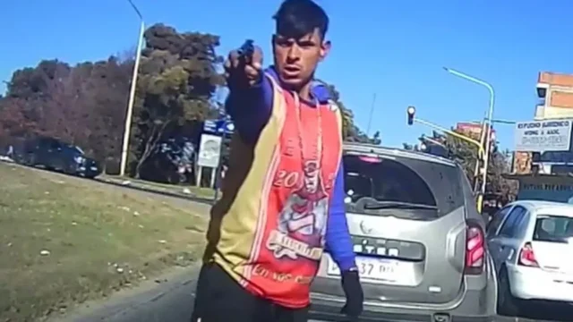 Bajaron 20% las denuncias por robo de autos, pero los focos del delito siguen igual. Imagen destacada sobre denuncias por robo de autos. publicada en Diseño Web Rosario