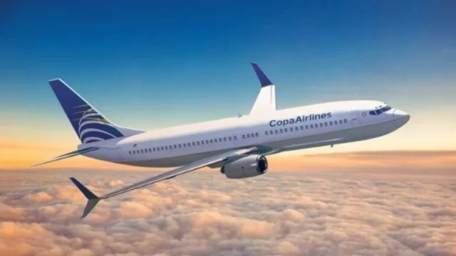 Copa Airlines celebra una década de vuelos directos entre Rosario y Panamá. Fotografía editorial relacionada con vuelos Rosario Panamá. publicada en Diseño Web Rosario