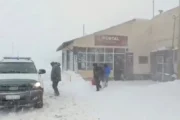 Histórica nevada en la cordillera: rescatistas y comunidades en alerta en Cuyo. Fotografía editorial relacionada con nevada histórica cordillera argentina. publicada en Diseño Web
