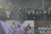 La Selección y el Gobierno: cómo Messi esquivó la política con juego limpio digital. Fotografía editorial relacionada con Selección Argentina comunicación digital. publicada en Dis