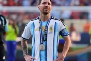 Messi y las lágrimas que conmovieron al fútbol argentino. Fotografía editorial relacionada con Messi lágrimas conmovieron fútbol argentino. publicada en Diseño Web Rosario