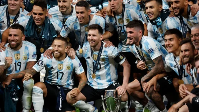 Soledad Pastorutti suena como favorita para cantar el Himno en la final del Mundial. Fotografía editorial relacionada con Soledad Pastorutti Himno Mundial 2026. publicada en Diseño