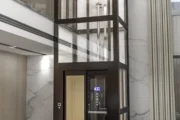 Ascensores hidráulicos: cómo funcionan y cuándo convienen. Imagen destacada sobre ascensores hidráulicos. publicada en Diseño Web Rosario