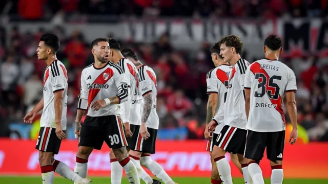 Crisis de River Plate: perdió ante Rosario Central y sigue sin puntos. Imagen destacada sobre crisis de River Plate. publicada en Diseño Web Rosario