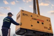 Izaje de grupos electrógenos con grúa: cómo planificar una instalación segura. Imagen destacada sobre izaje de grupos electrógenos. publicada en Diseño Web Rosario