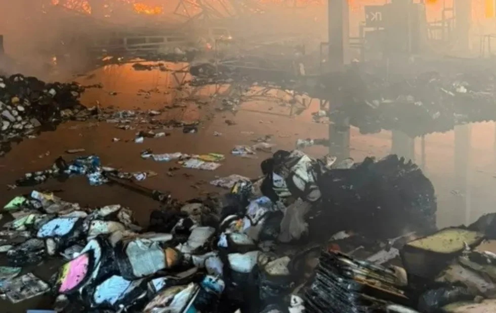 Ocho millones de libros destruidos: el desafío digital para Ucrania. Fotografía editorial relacionada con Ocho millones libros destruidos. publicada en Diseño Web Rosario