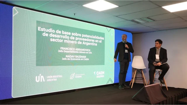 Proveedores mineros: la oportunidad digital para las pymes argentinas. Fotografía editorial relacionada con proveedores mineros argentinos. publicada en Diseño Web Rosario