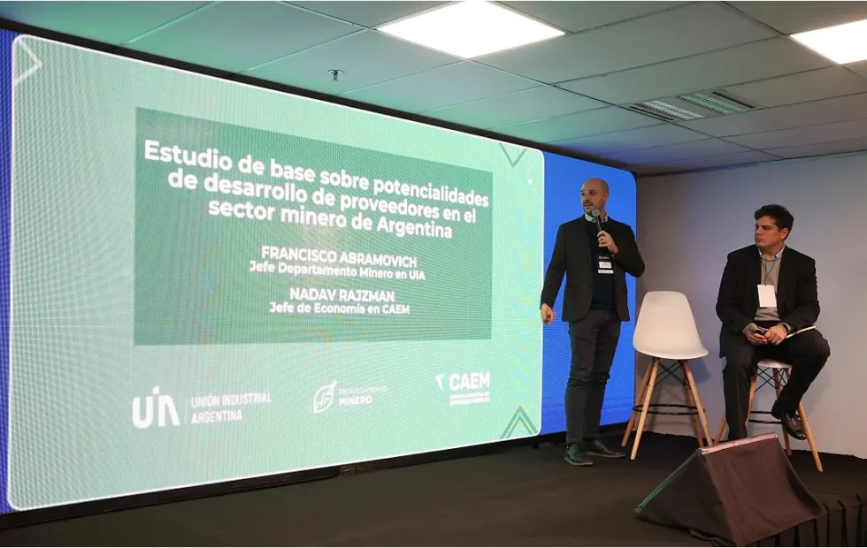 Proveedores mineros: la oportunidad digital para las pymes argentinas. Fotografía editorial relacionada con proveedores mineros argentinos. publicada en Diseño Web Rosario