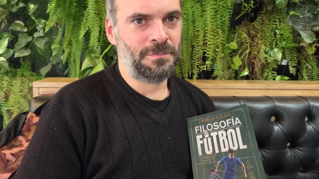 Filosofía del fútbol: Pablo Cillo analiza cómo juega la Argentina. Imagen destacada sobre filosofía del fútbol. publicada en Diseño Web Rosario