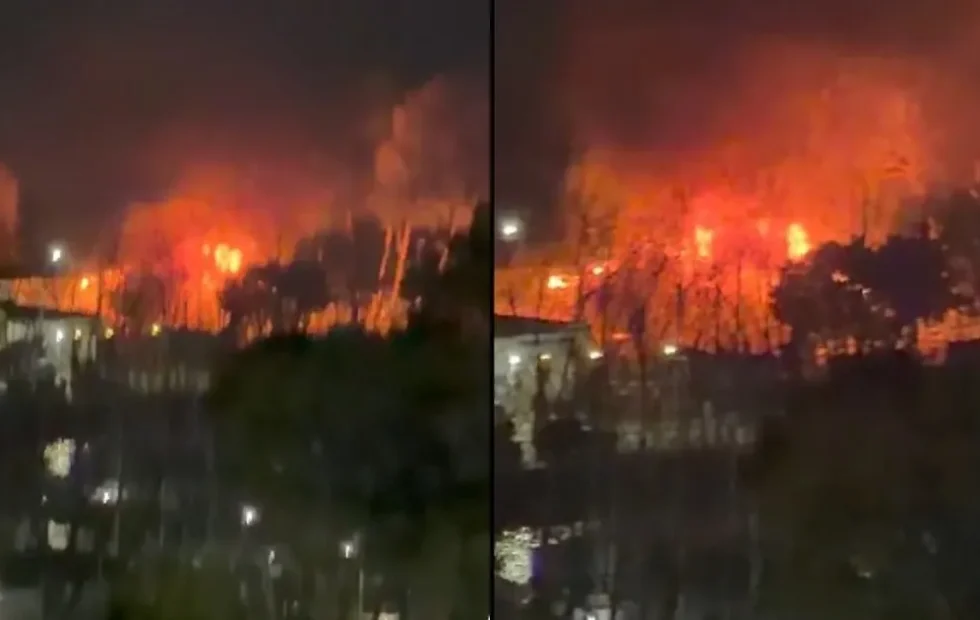 Incendio en el puerto de Olivos: bomberos controlaron llamas de gran altura. Imagen destacada sobre incendio en el puerto de Olivos. publicada en Diseño Web Rosario