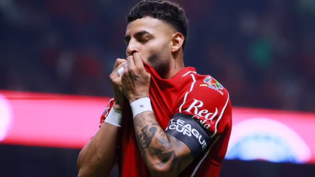 Toluca vs Atlas en vivo: goleada, tormenta eléctrica y partido interrumpido. Imagen destacada sobre Toluca vs Atlas en vivo. publicada en Diseño Web Rosario