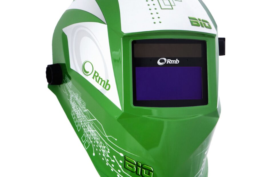 Careta fotosensible RMB: cómo comparar modelos para soldar. Imagen destacada sobre careta fotosensible RMB. publicada en Diseño Web Rosario