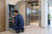 Modernización de ascensores: qué revisar antes de actualizar un equipo. Imagen destacada sobre modernización de ascensores. publicada en Diseño Web Rosario