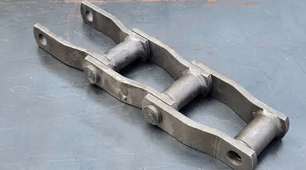 Tratamiento térmico en cadenas industriales: qué debe explicar una ficha técnica. Fotografía editorial relacionada con tratamiento térmico cadenas industriales. publicada en Diseño